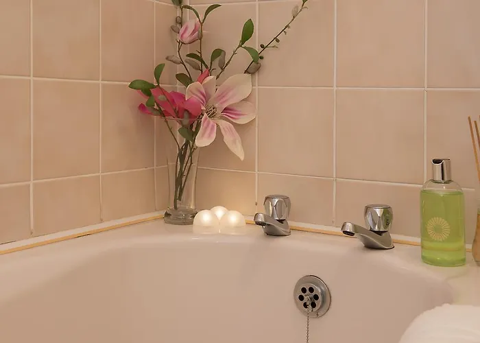 Haven - Self Catering Апартаменты *